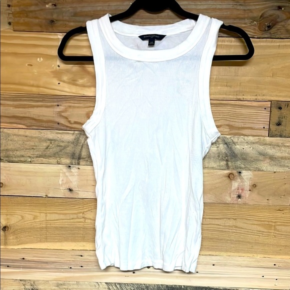 Banana Republic size XS White Soft and Stretchy Fitted Ribbed Razor Muscle Tee - Picture 1 of 6
